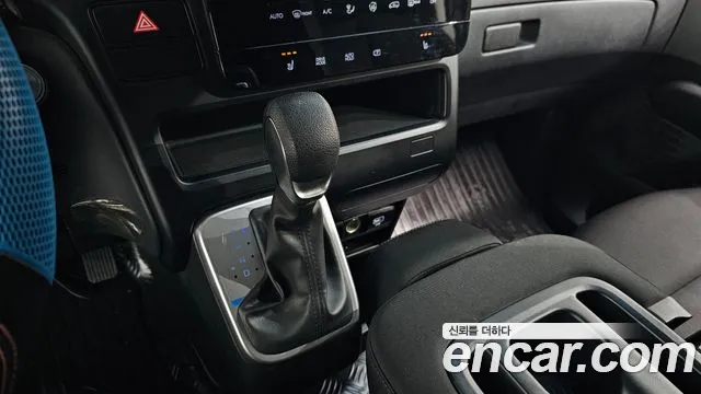 Hyundai Staria Staria Карго 3 места — Фото автомобиля 9