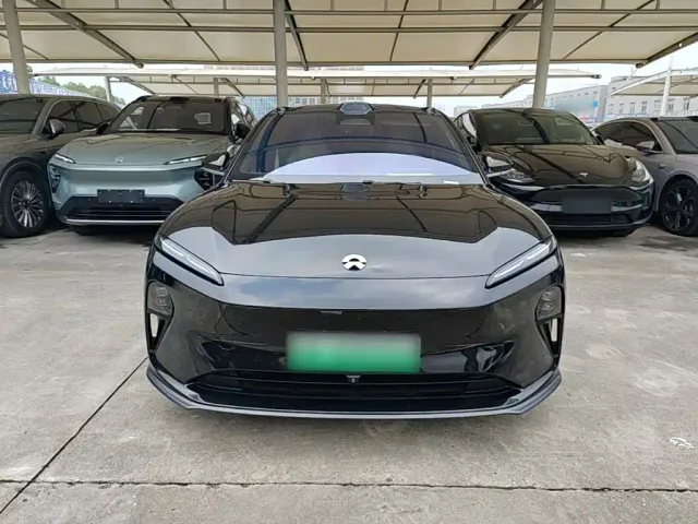 Nio ET5 Touring — Фото автомобиля 2