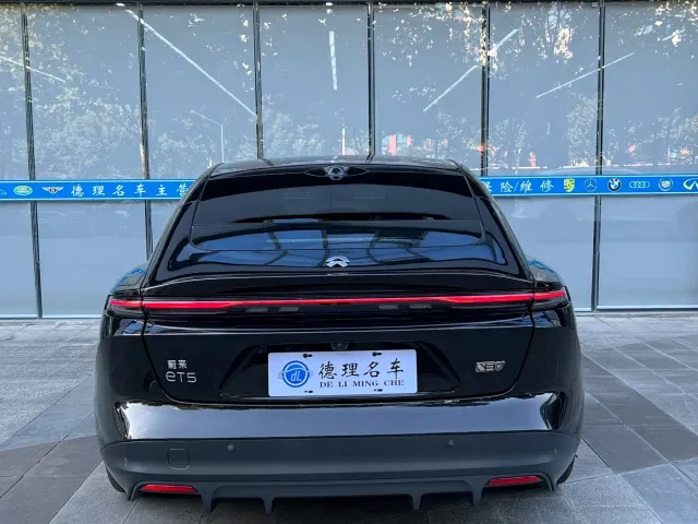 Nio ET5 — Фото автомобиля 14