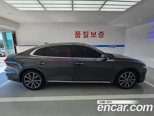 Hyundai Grandeur New — Фото автомобиля 20