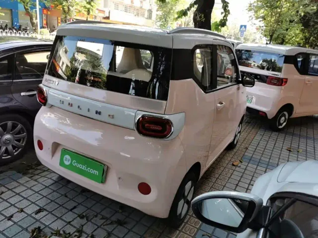 Wuling Hongguang Mini EV — Фото автомобиля 6
