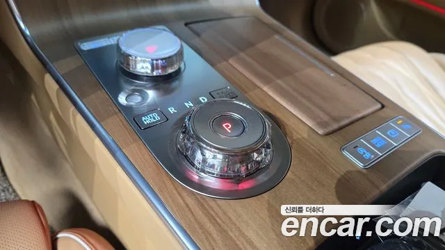 Genesis G80 Бензин 3.5 турбо AWD — Фото автомобиля 9