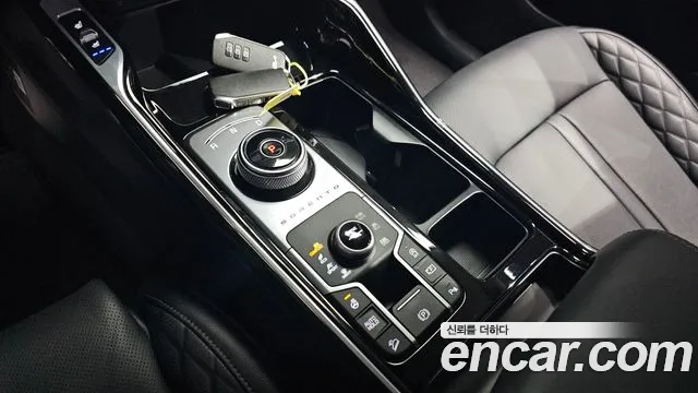 Kia Sorento Sorento 4-е поколение Бензин 2.5T 4WD — Фото автомобиля 9