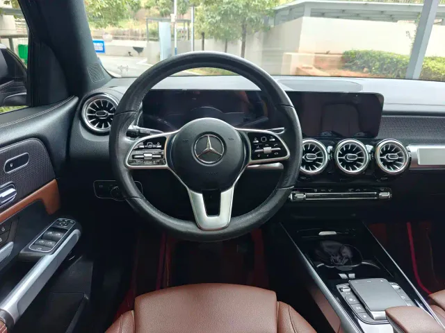 Mercedes-Benz GLB-Class — Фото автомобиля 12
