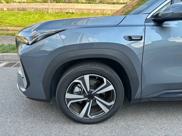 Geely Boyue L — Фото автомобиля 7