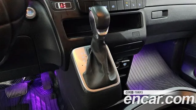 Hyundai Staria — Фото автомобиля 12