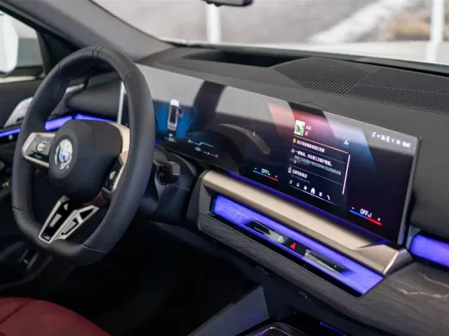 BMW 5 Series — Фото автомобиля 22