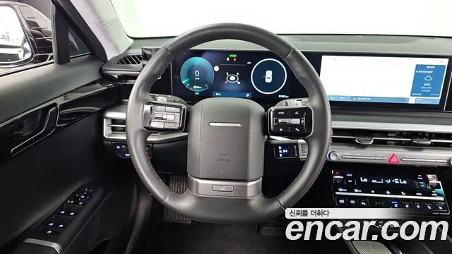 Hyundai Grandeur Grandeur (GN7) 2.5 Бензин 2WD — Фото автомобиля 11