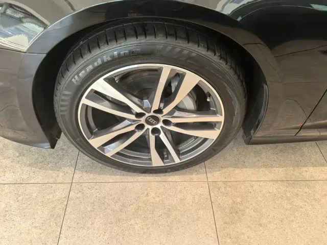 Audi A6L — Фото автомобиля 14