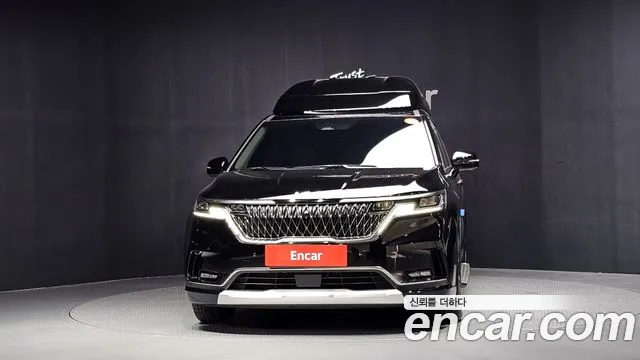 Kia Carnival — Фото автомобиля 3