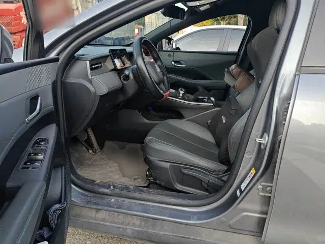 BYD Qin PLUS — Фото автомобиля 11