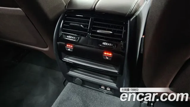 BMW 5-Series 5 серия (G30) 523d xDrive M Sport — Фото автомобиля 30