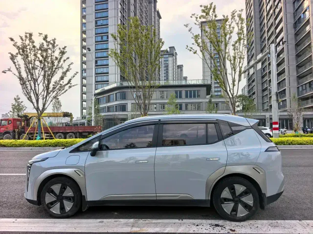 GAC Aion Y — Фото автомобиля 13