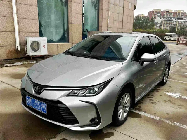 Фотография автомобиля — Toyota Corolla