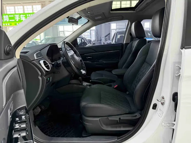 Mitsubishi ASX — Фото автомобиля 8