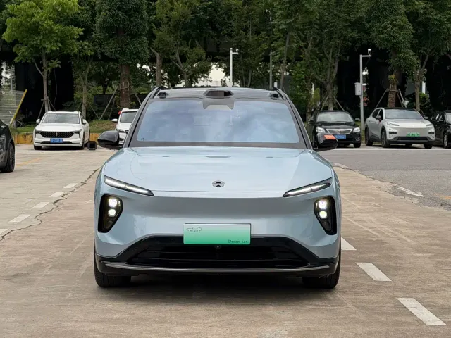 Nio ES6 — Фото автомобиля 2