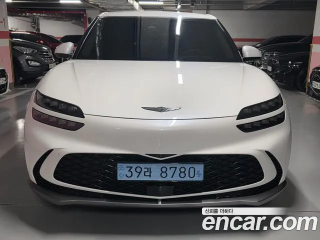 Genesis GV60 — Фото автомобиля 3