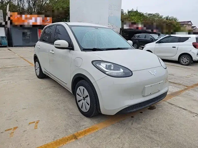 Wuling Bingo — Фото автомобиля 3