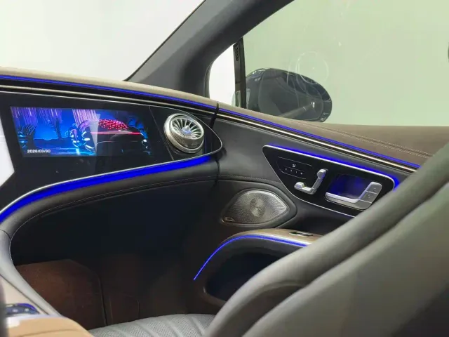 Mercedes-Benz EQS — Фото автомобиля 14