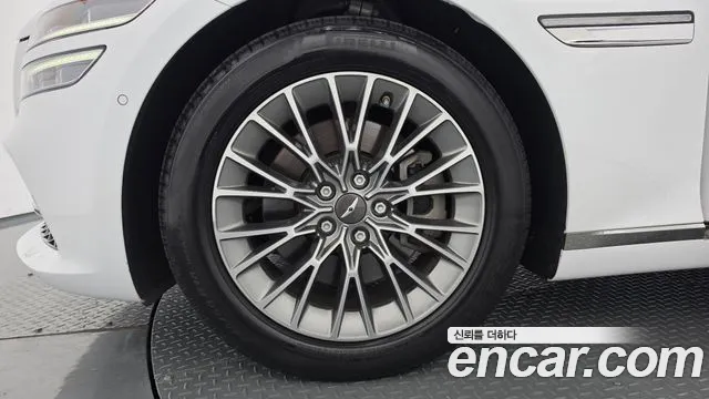 Genesis G80 RG3 — Фото автомобиля 5