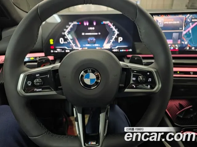 BMW 5 Series G60 — Фото автомобиля 14