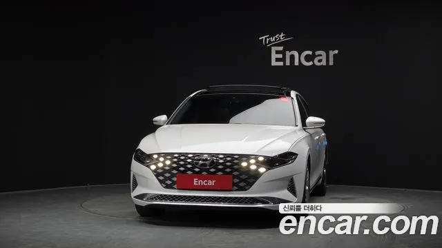 Hyundai Grandeur Grandeur (New) — Фото автомобиля 3