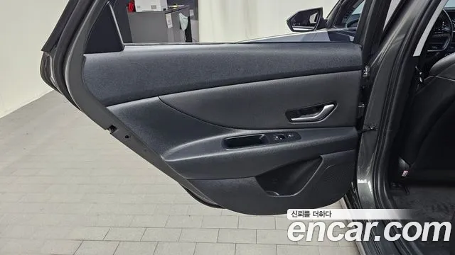 Hyundai Avante CN7 — Фото автомобиля 14