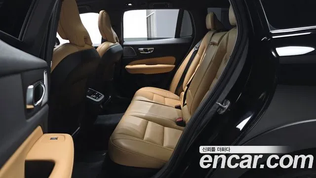 Вольво V60 V60 Cross Country 2 поколение B5 Ultimate AWD — Фото автомобиля 10