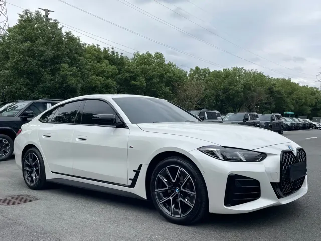 BMW 4 Series — Фото автомобиля 3