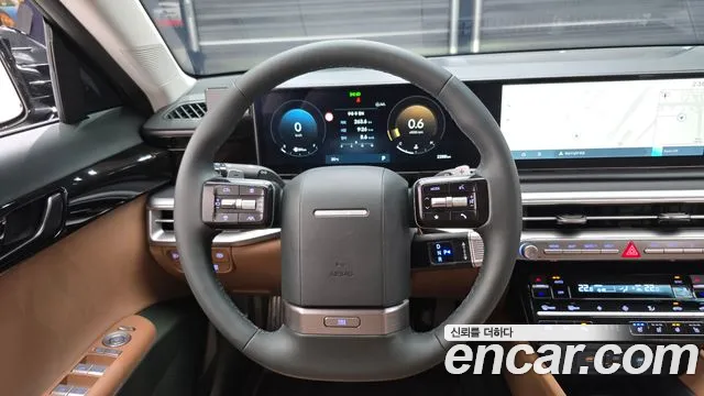 Hyundai Grandeur Grandeur (GN7) 2.5 Бензин 2WD — Фото автомобиля 13