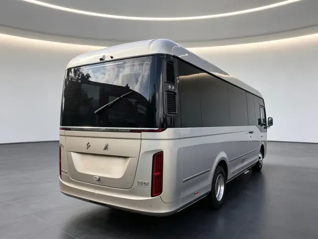 Hongqi Guoyue — Фото автомобиля 4
