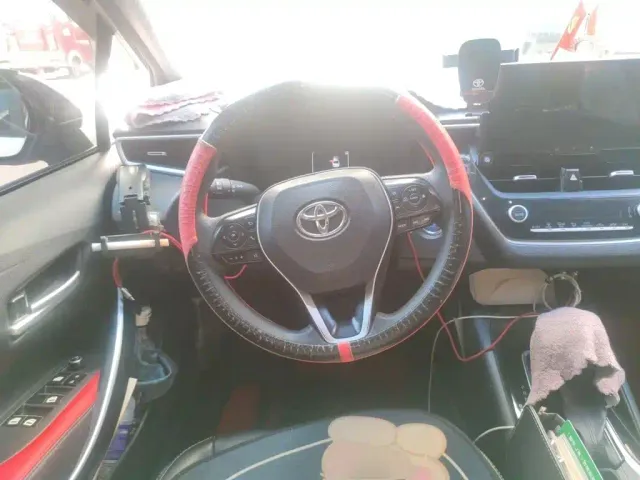 Toyota Corolla — Фото автомобиля 2