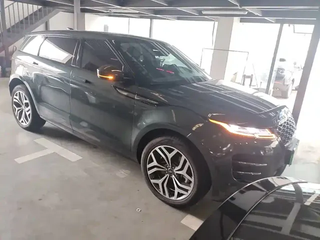 Land Rover Range Rover Evoque — Фото автомобиля 3
