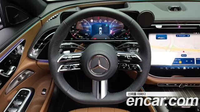 Mercedes-Benz E-Class — Фото автомобиля 18