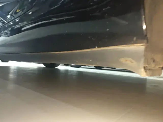 Tesla Model 3 — Фото автомобиля 21