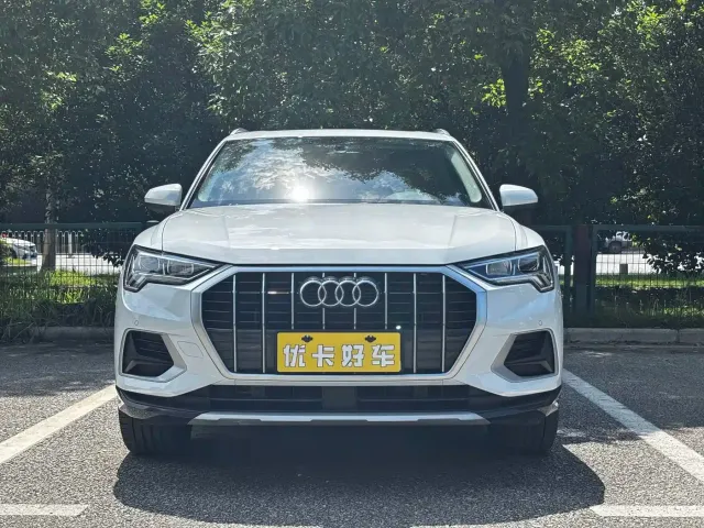 Audi Q3 — Фото автомобиля 2