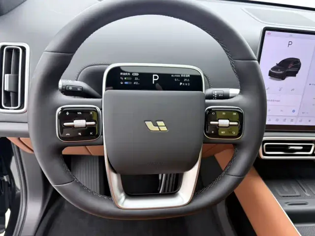 Li Auto L7 — Фото автомобиля 13