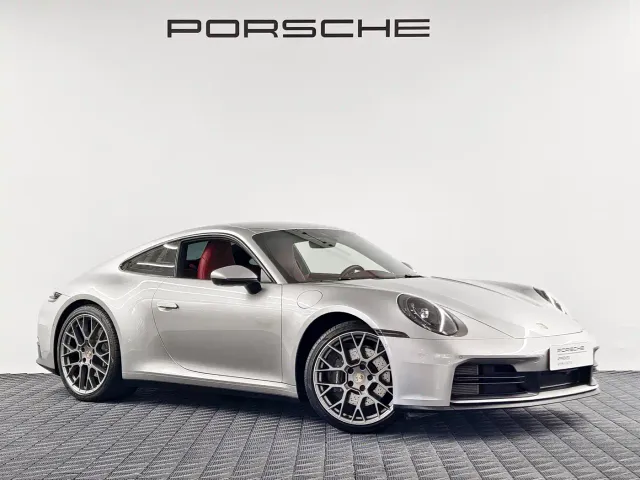 Porsche 911 — Фото автомобиля 3