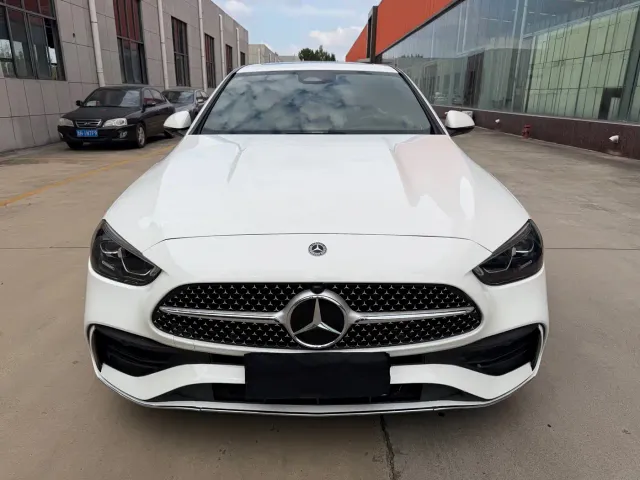 Mercedes-Benz C-Class — Фото автомобиля 3