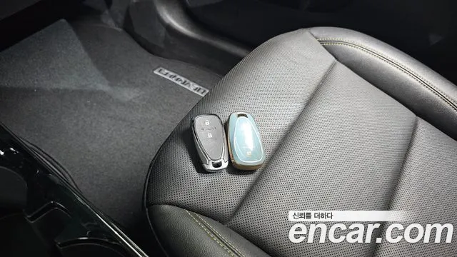 ChevroletGMDaewoo Trax Trax Кроссовер — Фото автомобиля 12