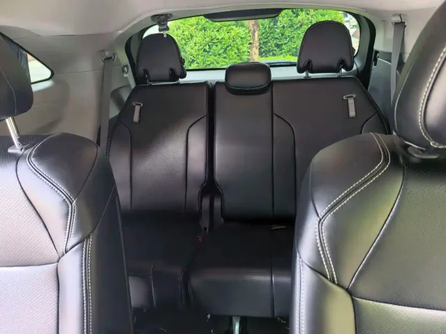 Toyota Sienna — Фото автомобиля 15