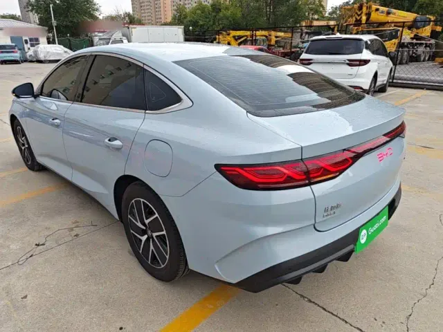 BYD Qin L — Фото автомобиля 4