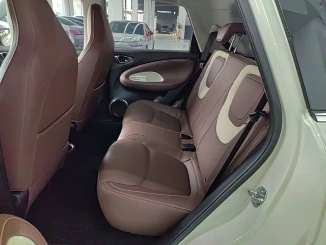 Wuling Bingo — Фото автомобиля 16