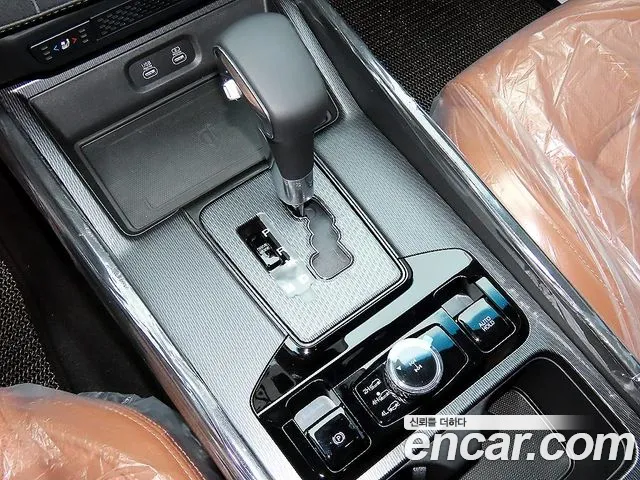 KG_Mobility_Ssangyong Musso Musso (Q300) Дизель 2.2 4WD — Фото автомобиля 10
