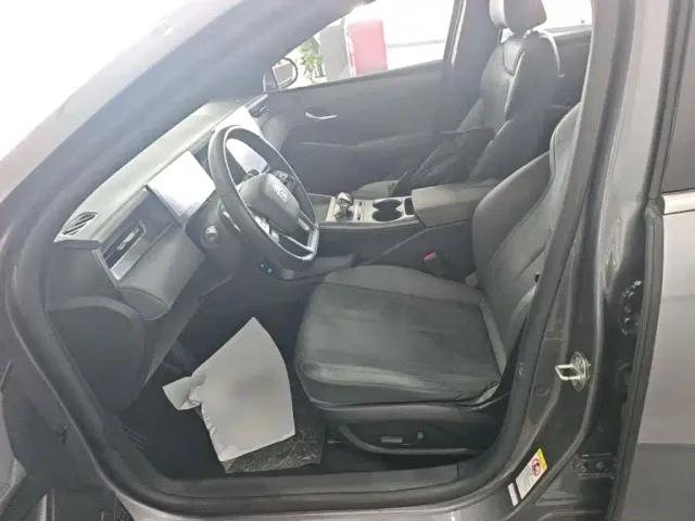 BYD Qin PLUS — Фото автомобиля 14