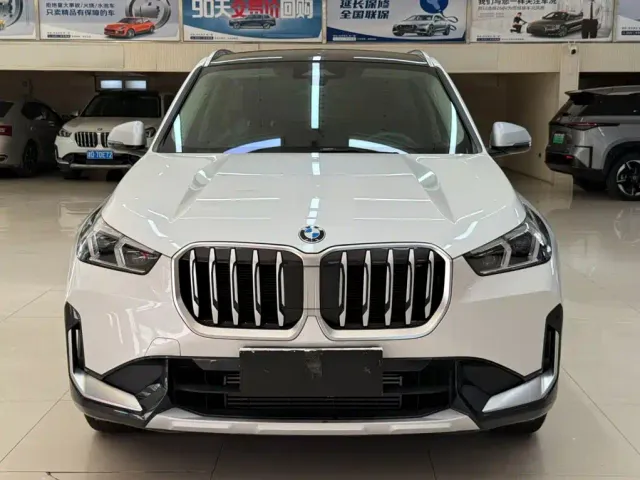 BMW X1 — Фото автомобиля 2