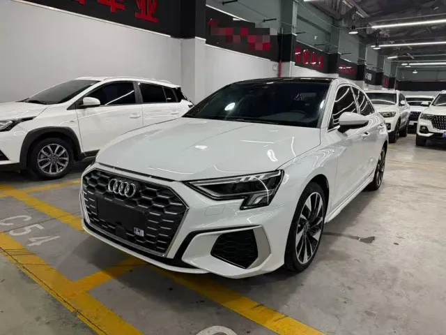 Фотография автомобиля — Audi A3