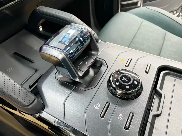 Jetour T2 — Фото автомобиля 12
