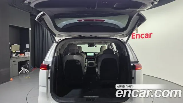 Kia Canival Carnival 4 поколение Дизель 9 мест Signature — Фото автомобиля 20