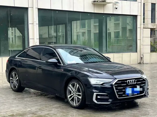 Audi A6L — Фото автомобиля 3